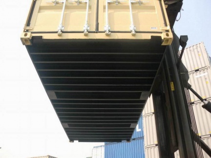 New-20ft-HC-tan-RAL-1001-shipping-container-026