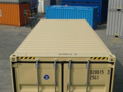 New-20ft-HC-tan-RAL-1001-shipping-container-030