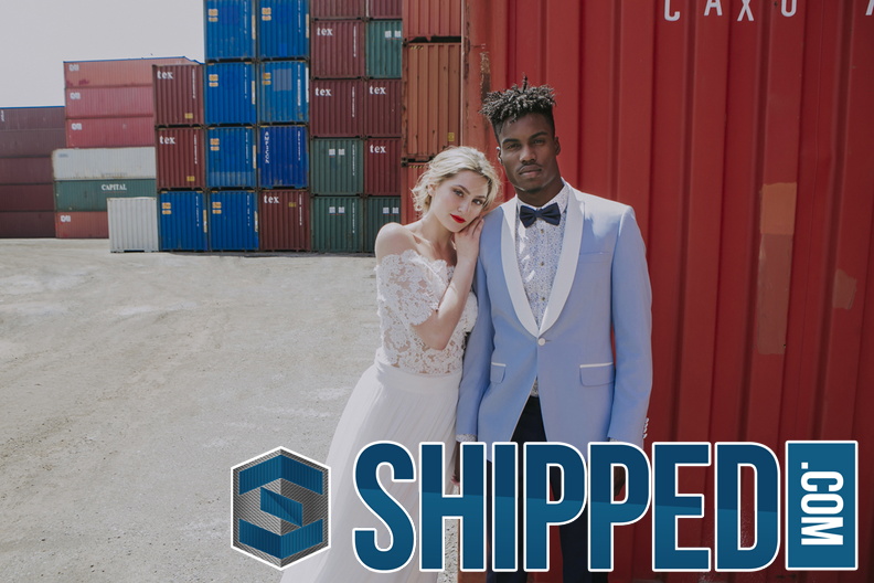 NYC_shipping_container_nuptials_00000.jpg